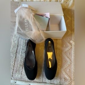 LISSOM Flyte Black with Black Soles Slip-On Comfort Ballet Flats| Size: 10